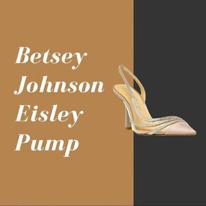 NEW IN THE BOX Betsey Johnson Eisley Pink Pumps